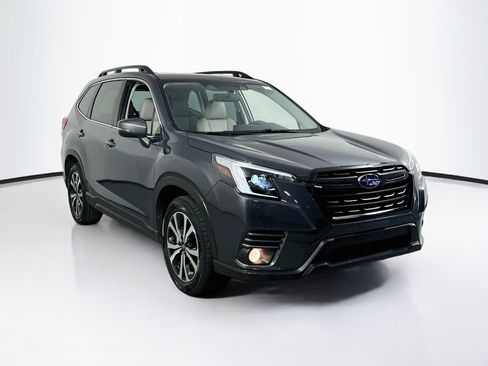 Used 2023 Subaru Forester Limited AWD/4WD image 3