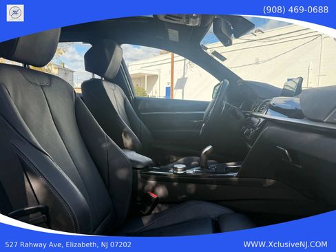 Used 2018 BMW 330i xDrive Sedan w/ Convenience Package image 21