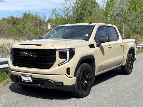 Used 2023 GMC Sierra 1500 Elevation AWD/4WD image 1