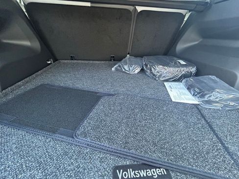 New 2026 Volkswagen Atlas Cross Sport SEL R-Line image 41