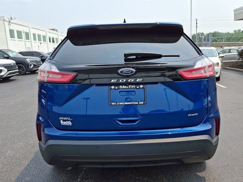 Used 2022 Ford Edge SEL w/ Sport Appearance Package AWD/4WD image 5
