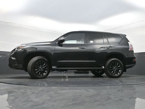 Used 2023 Lexus GX 460 Premium w/ Premium Package AWD/4WD image 32