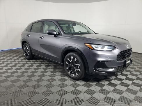 New 2026 Honda HR-V EX-L image 2