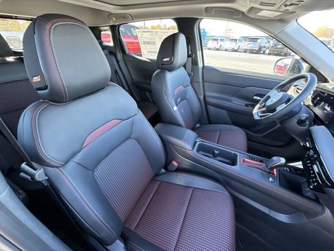 New 2026 Nissan Kicks SR w/ SR Premium Package AWD/4WD image 25