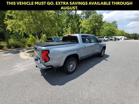Used 2024 Chevrolet Colorado LT w/ LT Convenience Package II RWD image 13