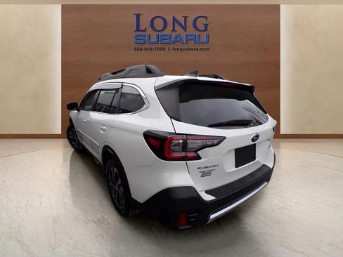 Used 2022 Subaru Outback Limited image 6