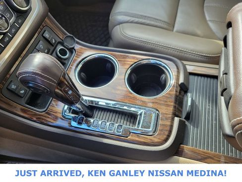 Used 2016 GMC Acadia Denali image 11