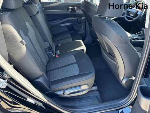 New 2026 Kia Sorento LX image 15