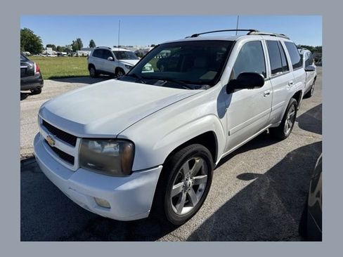 Used 2007 Chevrolet TrailBlazer LT w/ LT Preferred Equipment Group AWD/4WD image 1