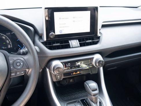 Used 2023 Toyota RAV4 XLE w/ Convenience Package AWD/4WD image 3