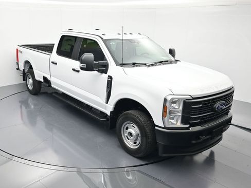 New 2026 Ford F350 4x4 Crew Cab Super Duty image 30