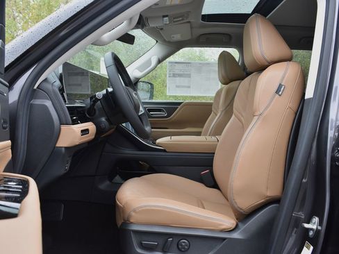 New 2026 INFINITI QX80 Luxe w/ Cargo Package image 11