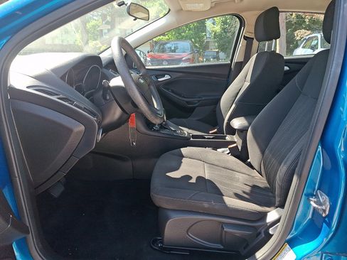 Used 2016 Ford Focus SE FWD image 13