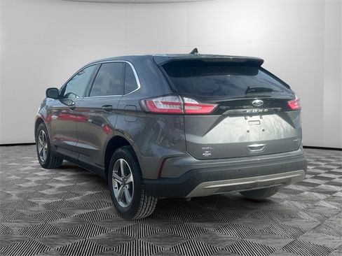 Used 2022 Ford Edge SEL w/ Convenience Package image 3