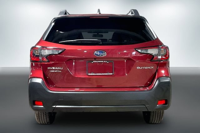 Used 2025 Subaru Outback Premium AWD/4WD image 4
