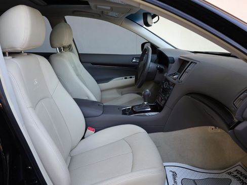 Used 2013 INFINITI G37 Journey w/ Premium Pkg image 27