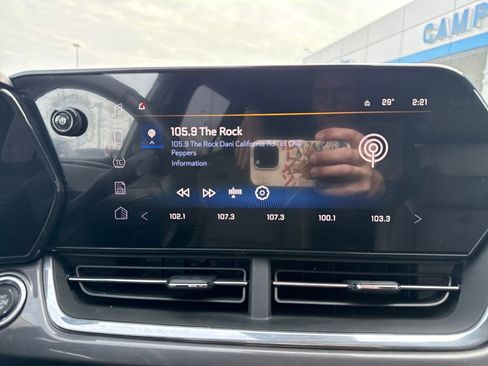 Used 2024 Chevrolet Trax ACTIV image 20