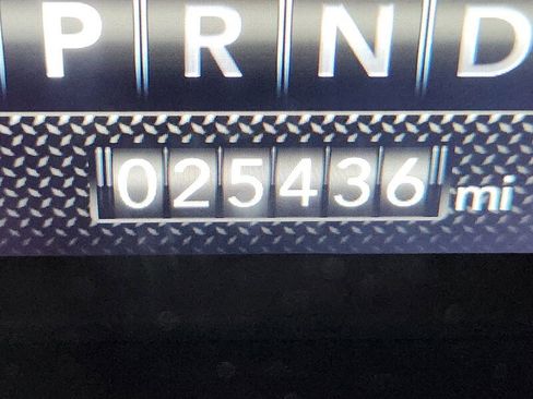 Certified 2023 RAM 1500 Laramie image 23