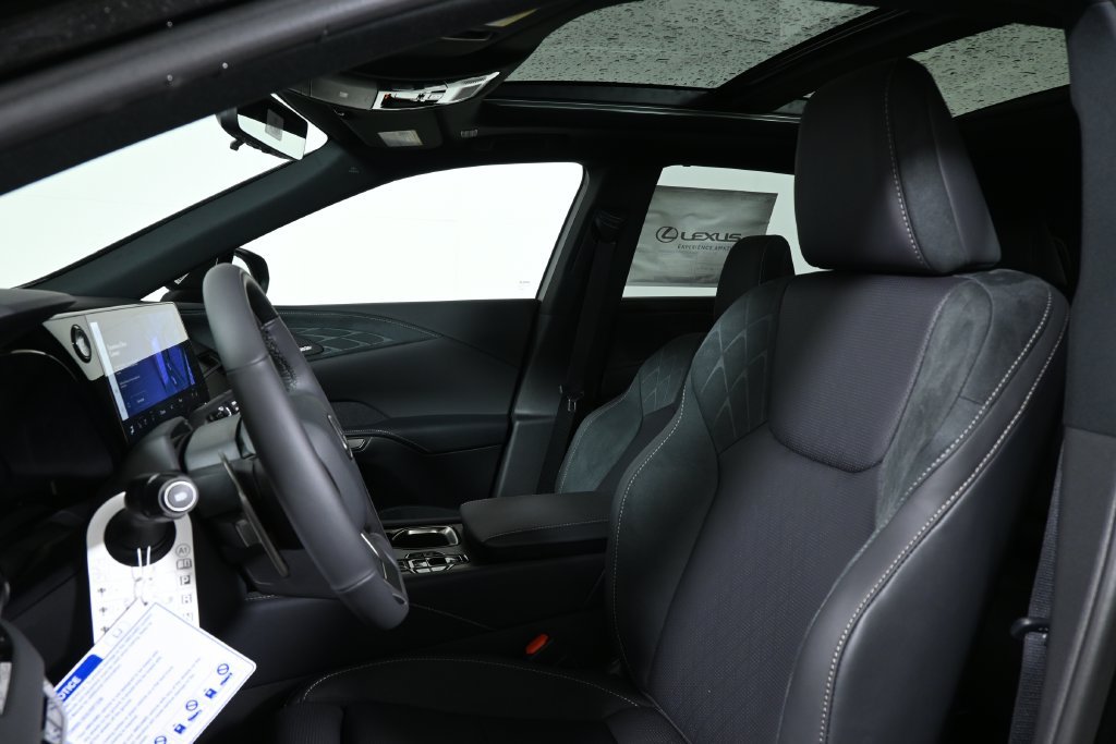 New 2026 Lexus RX 350 AWD image 16