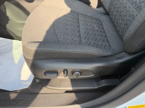 Certified 2023 Chevrolet Equinox LT AWD/4WD image 13