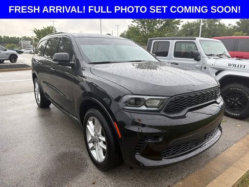 Used 2025 Dodge Durango GT AWD/4WD image 2