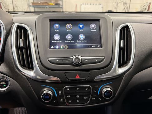 Used 2020 Chevrolet Equinox LT FWD image 32