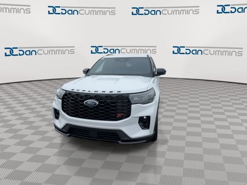 New 2026 Ford Explorer ST w/ Sun And Sound Package AWD/4WD image 3