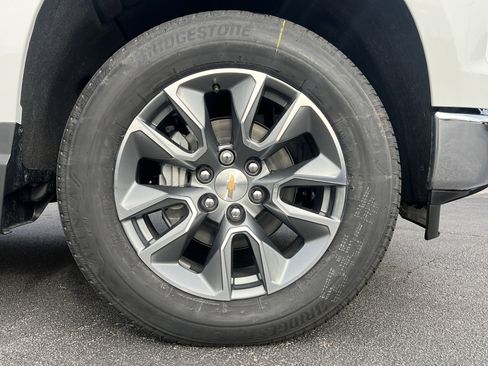 New 2026 Chevrolet Silverado 1500 LT w/ LPO, Dark Essentials Package image 37