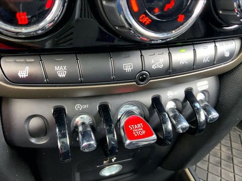 Used 2022 MINI Cooper Countryman S w/ Premium Package image 33