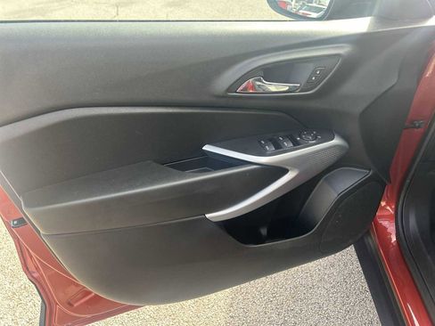 Used 2024 Chevrolet Trax RS w/ Driver Confidence Package FWD image 20