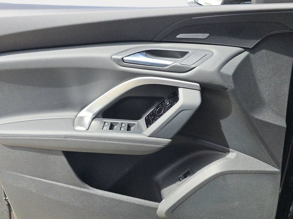 New 2026 Audi Q5 Premium Plus AWD/4WD image 18