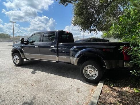 Used 2022 Ford F450 King Ranch w/ King Ranch Ultimate Package AWD/4WD image 9