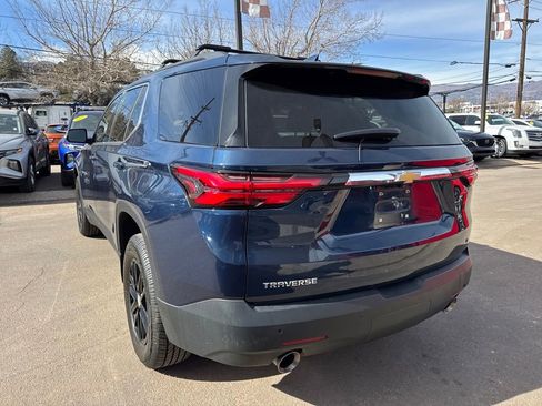 Used 2022 Chevrolet Traverse LT image 14