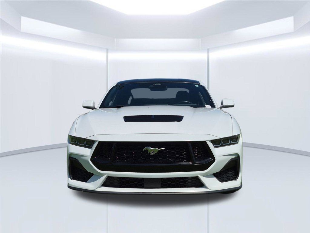 Used 2024 Ford Mustang GT RWD image 10