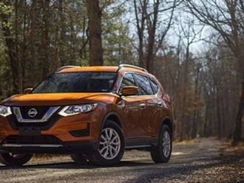 Used 2020 Nissan Rogue S image 16