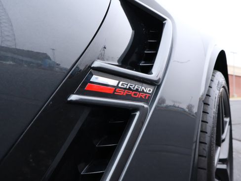 Used 2018 Chevrolet Corvette Grand Sport image 29