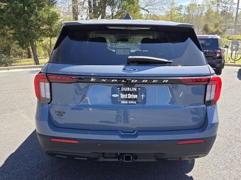 New 2026 Ford Explorer Active image 14
