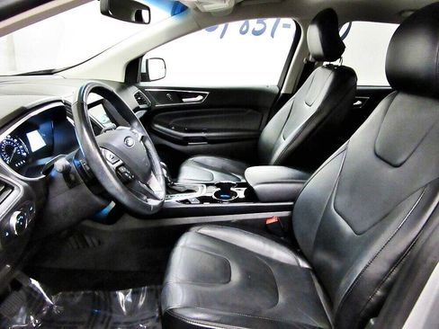 Used 2017 Ford Edge Titanium AWD/4WD image 8