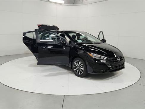 Certified 2025 Nissan Versa SV w/ Trunk Package FWD image 9