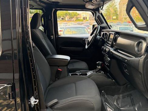 Used 2021 Jeep Wrangler Unlimited Sport AWD/4WD image 12