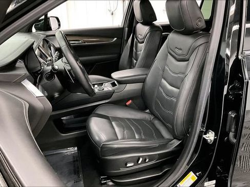 Used 2024 Cadillac XT6 Sport w/ LPO, Onyx Lite Package AWD/4WD image 24