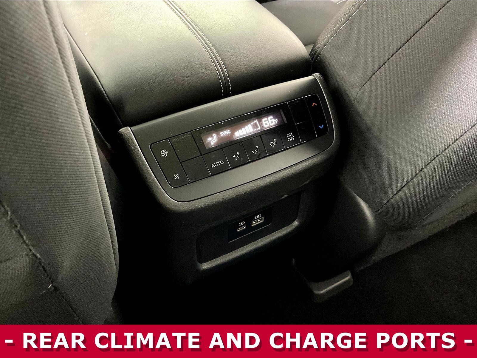 Used 2022 Nissan Pathfinder SV AWD/4WD image 10