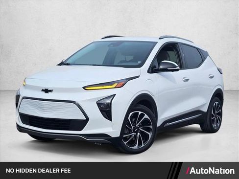 Used 2023 Chevrolet Bolt EUV Premier w/ Super Cruise Package FWD image 1