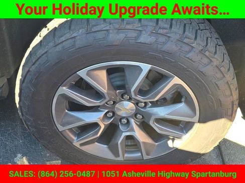 Used 2023 Chevrolet Suburban LS image 19