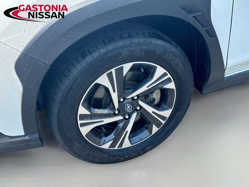 Used 2025 Subaru Crosstrek 2.5i Premium AWD/4WD image 34