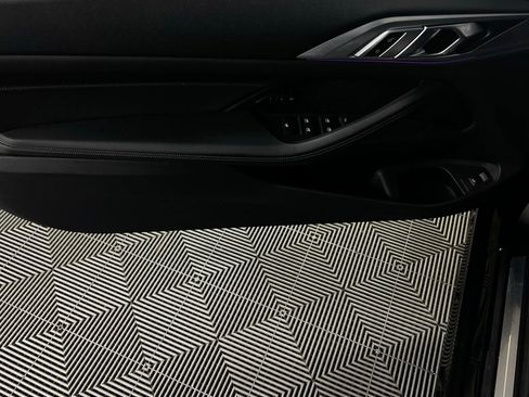 Used 2023 BMW 430i Convertible w/ Convenience Package image 28