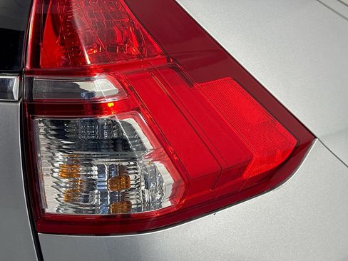 Used 2015 Honda CR-V Touring image 34