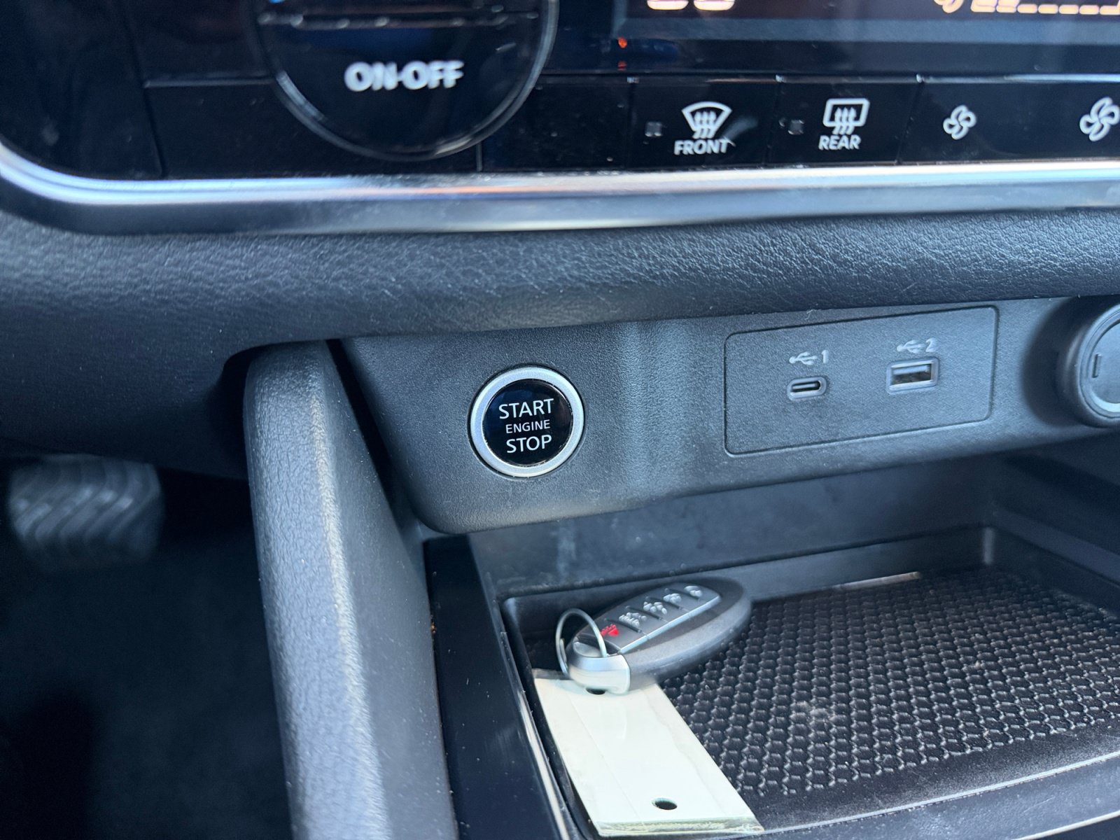 Used 2022 Nissan Rogue SV FWD image 21