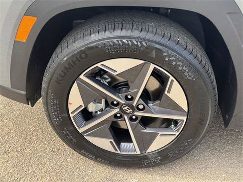 New 2025 Hyundai Tucson SEL image 11