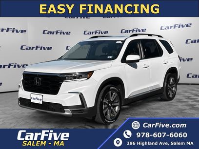 Used 2025 Honda Pilot Elite